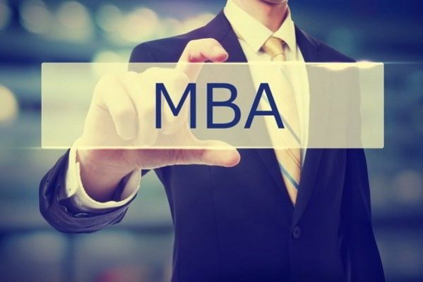 10 trường đại học có chương trình MBA tốt nhất năm 2018